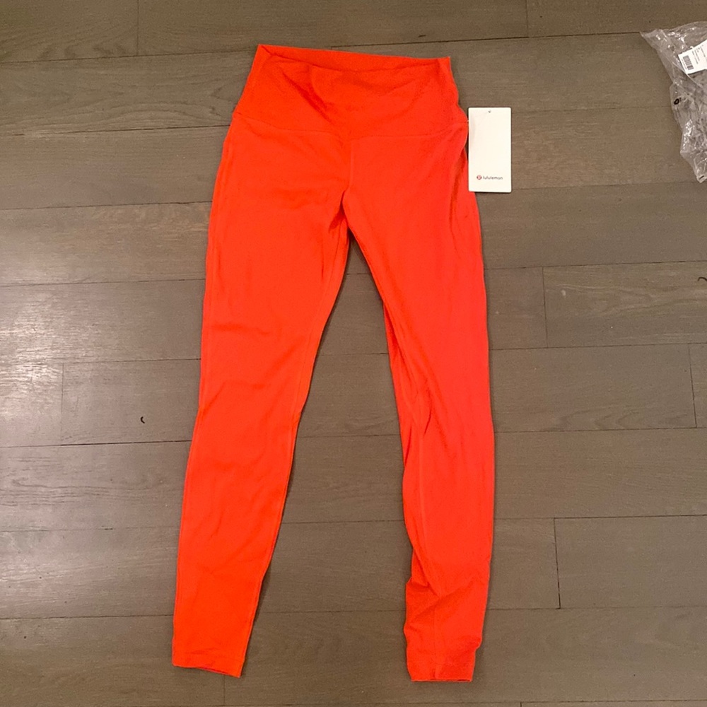 Lululemon align HR Pant 28”, size 8, bright orange/red